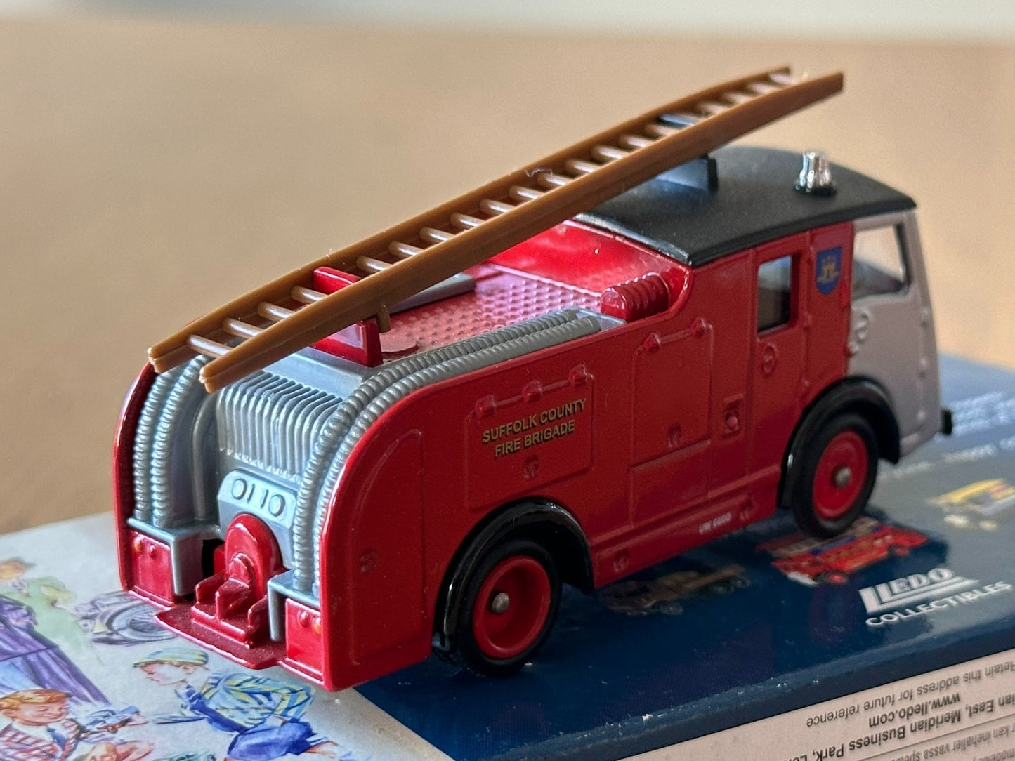 Days Gone Vanguards 1955 Dennis F8 Fire Engine -Suffolk County. Boxed.