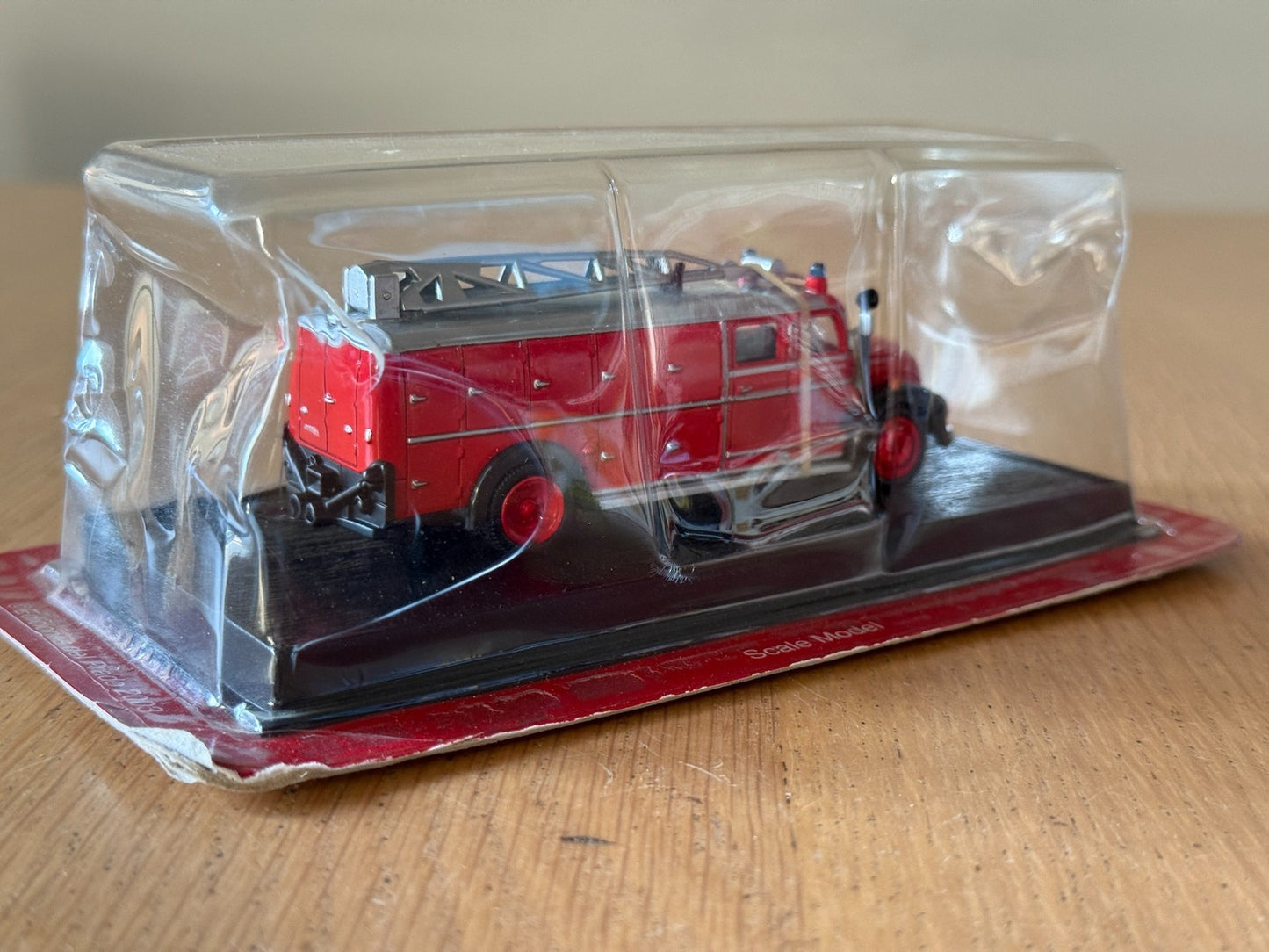 Del Prado Fire Engines Of The World - 1954 Magirus Deutz RKW7 S6500 -Damaged Box