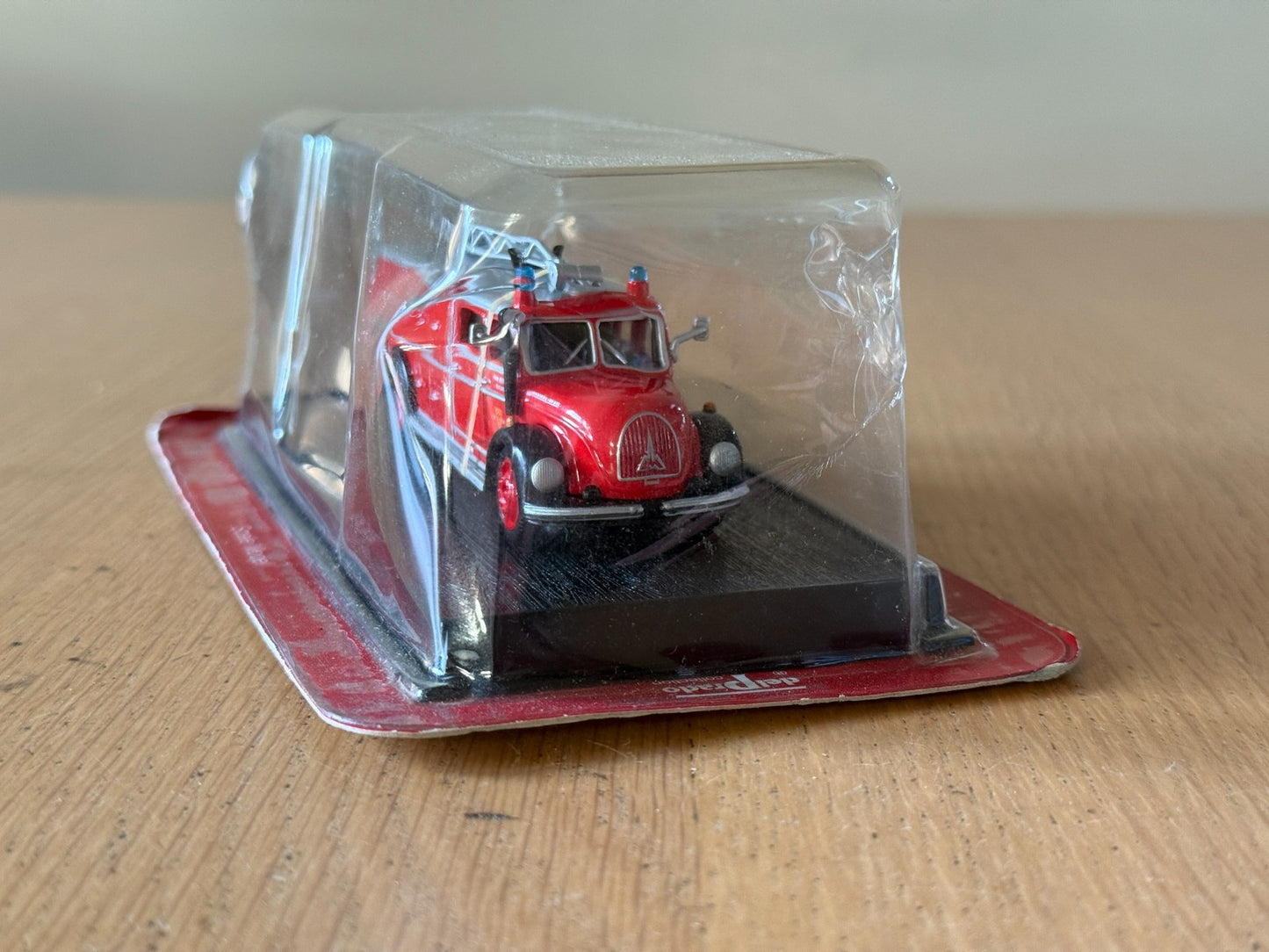 Del Prado Fire Engines Of The World - 1954 Magirus Deutz RKW7 S6500 -Damaged Box