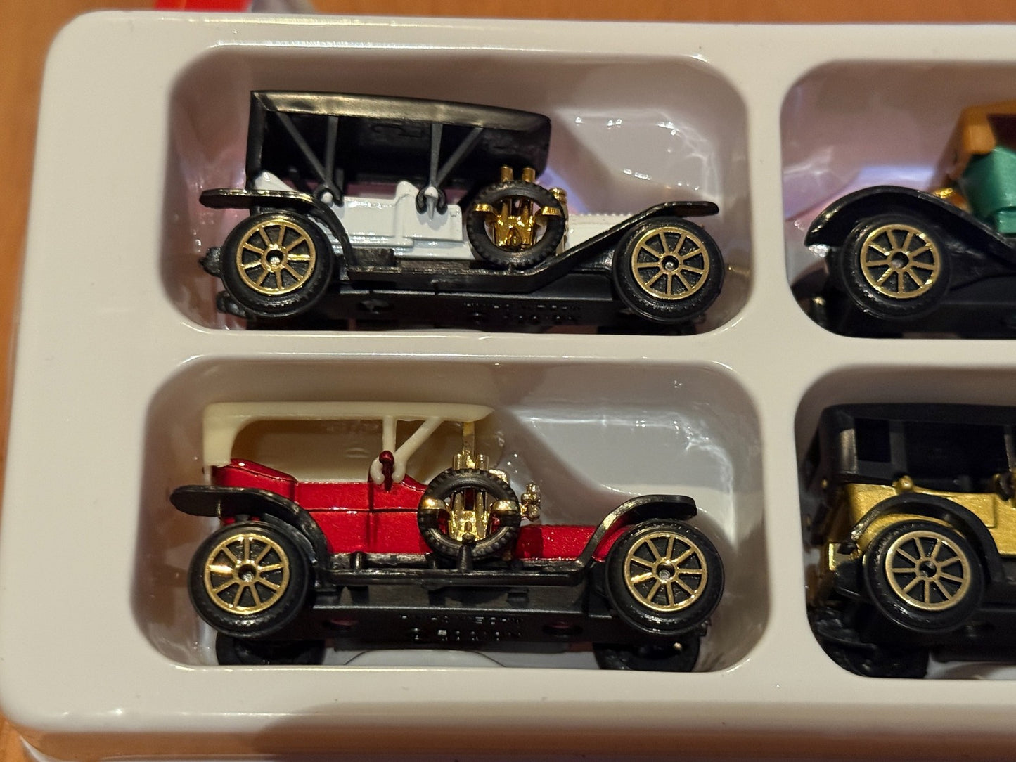 Die-Cast Metal Classic Cars - Set of 6 - Numbers 301-306