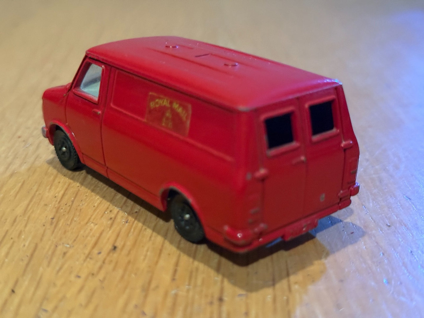Dinky Toys 410 - Royal Mail Bedford Van