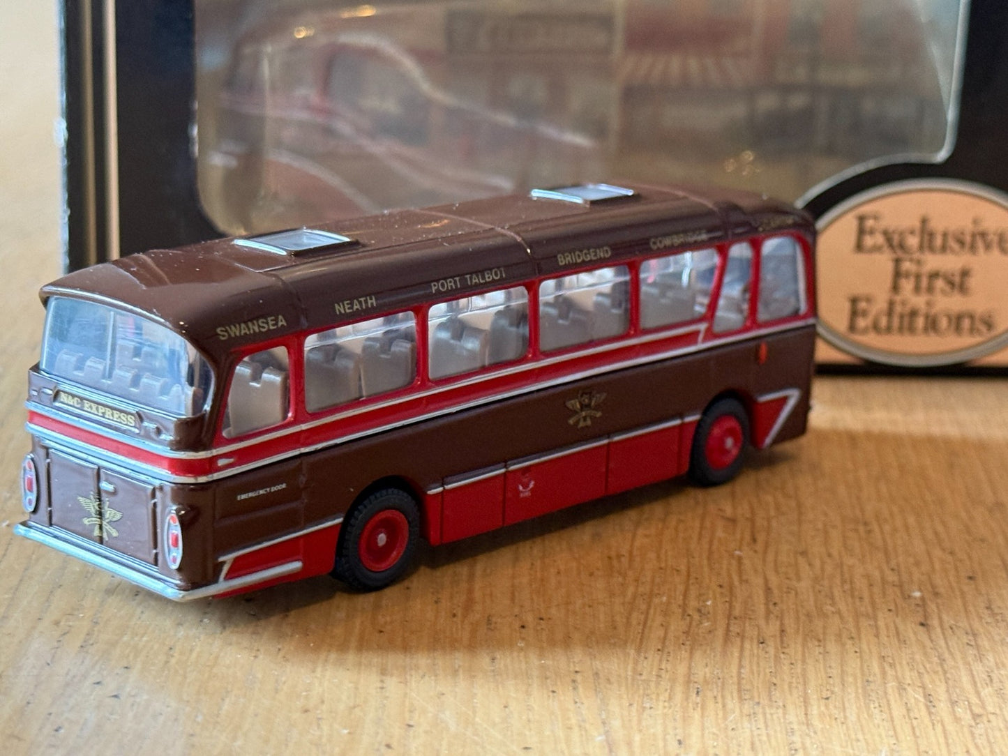 EFE 12105 - 1:76 Harrington Cavalier Coach - Neath & Cardiff Swansea Bus