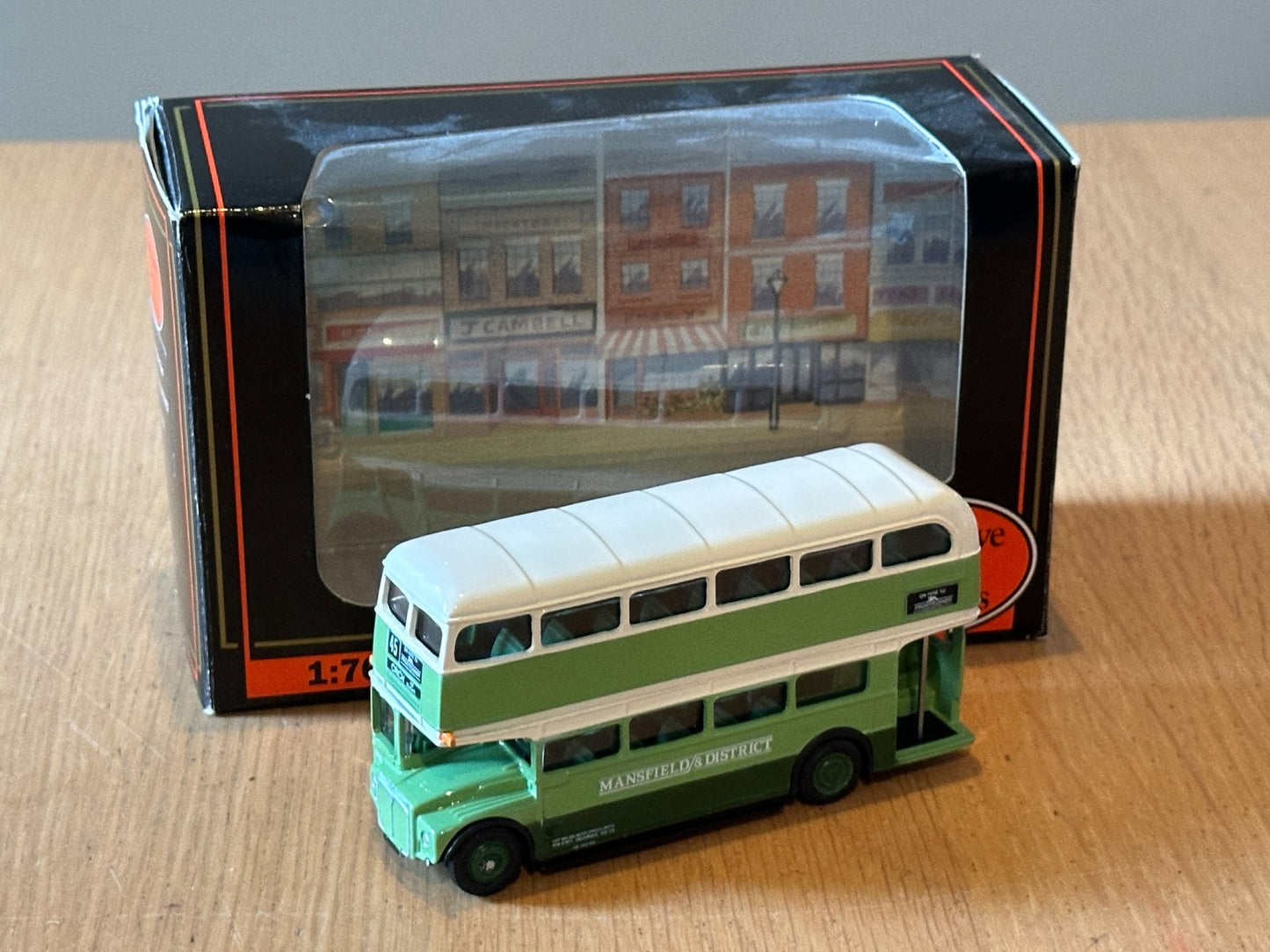 EFE 15609 - 1:76 oo Gauge Mansfield & District Routemaster Bus