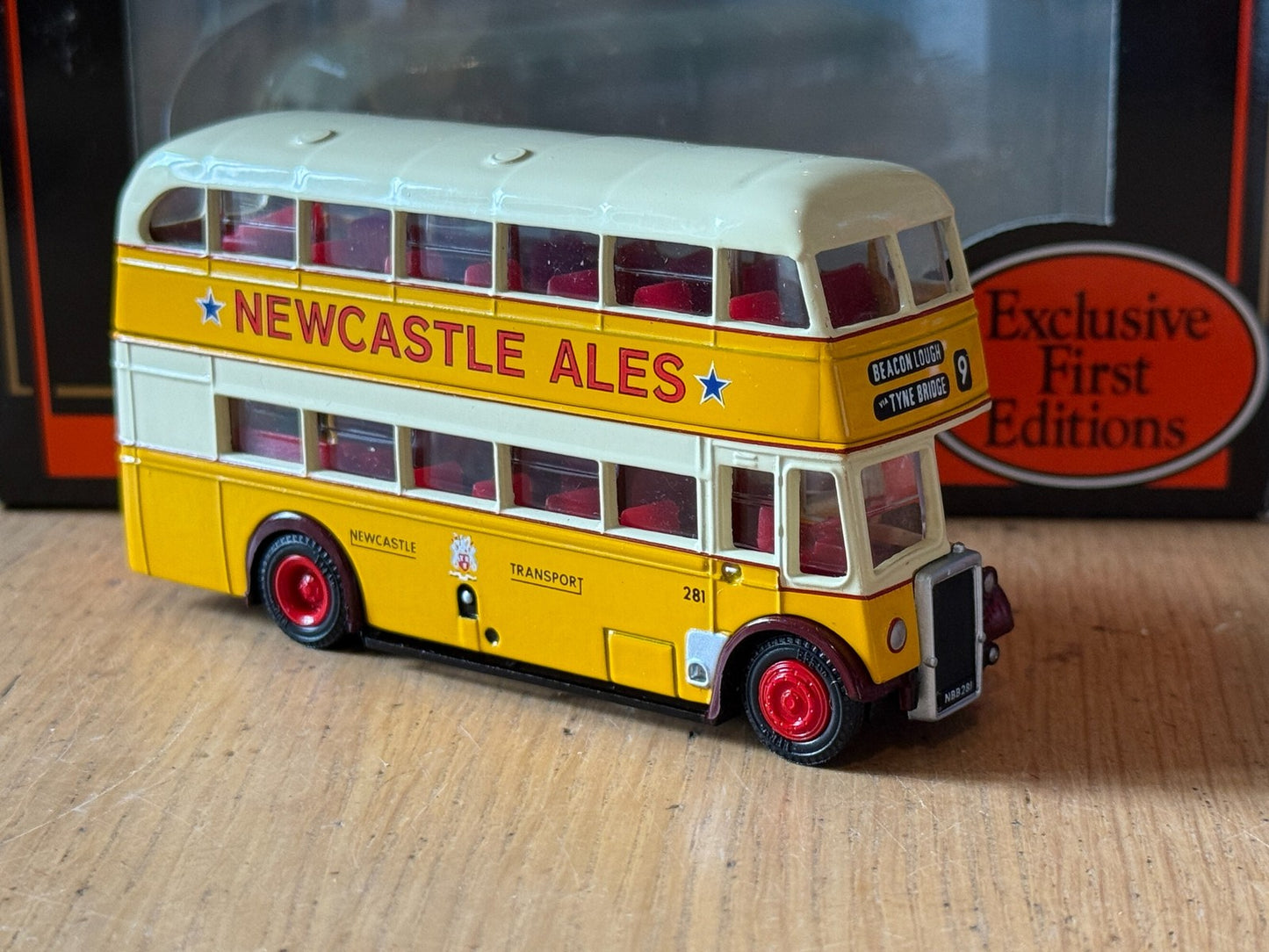 EFE 16114 - 1:76 Leyland PD2 Highbridge - Newcastle