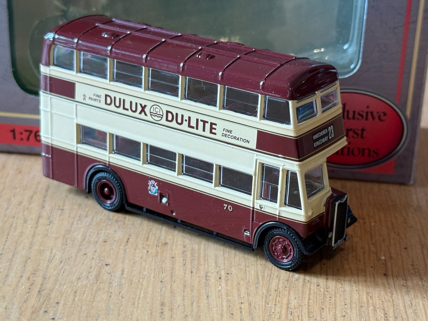 EFE 26311 - 1:76 Guy Arab Utility Bus - Cardiff Corporation
