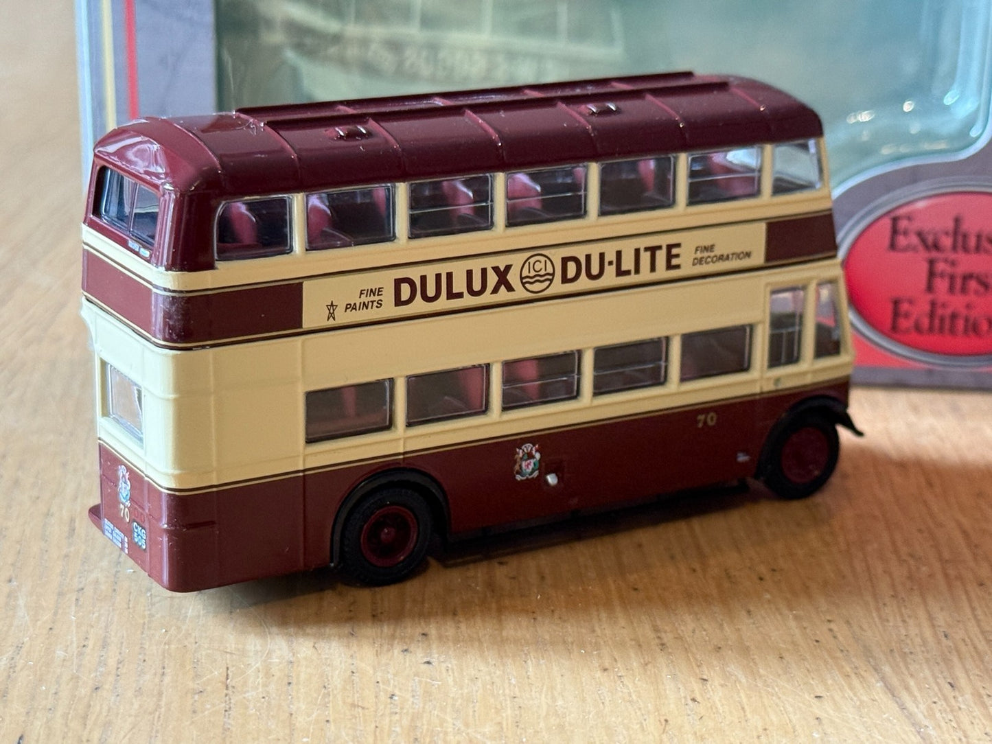 EFE 26311 - 1:76 Guy Arab Utility Bus - Cardiff Corporation