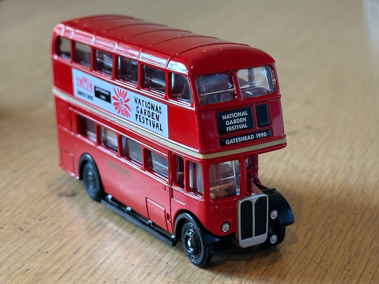 EFE E10904- 1:76 AEC Regent Bus - National Garden Festival Gateshead 1990