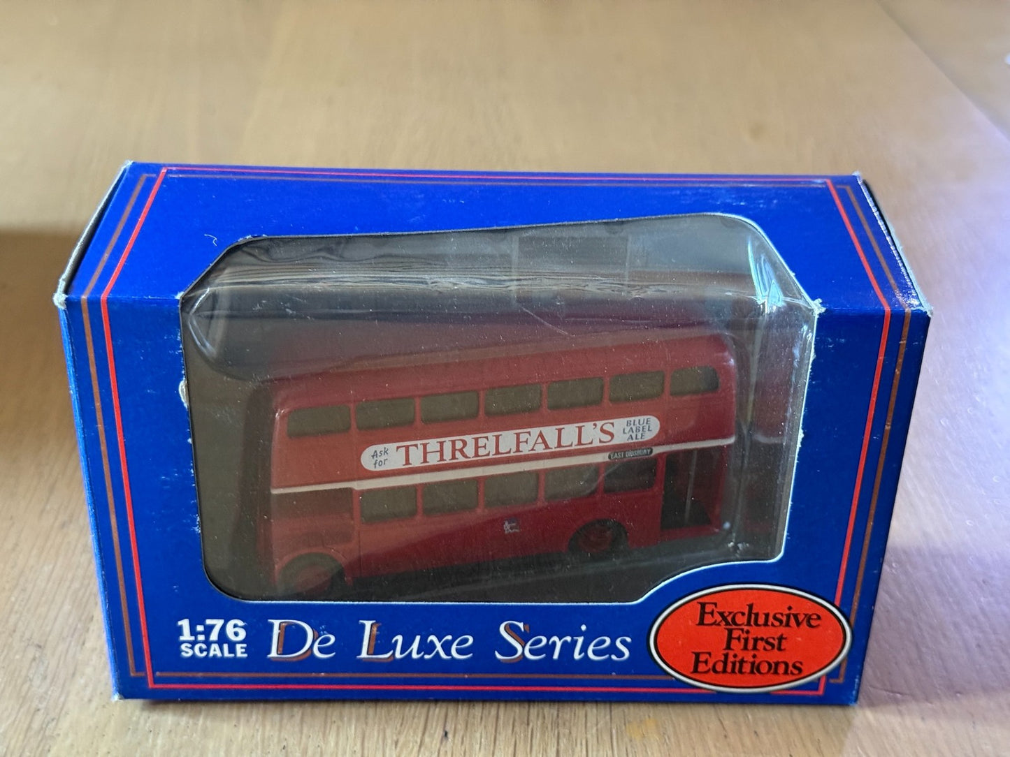 EFE OO Gauge 1/76 19801 - Daimler CVG6 - City of Manchester