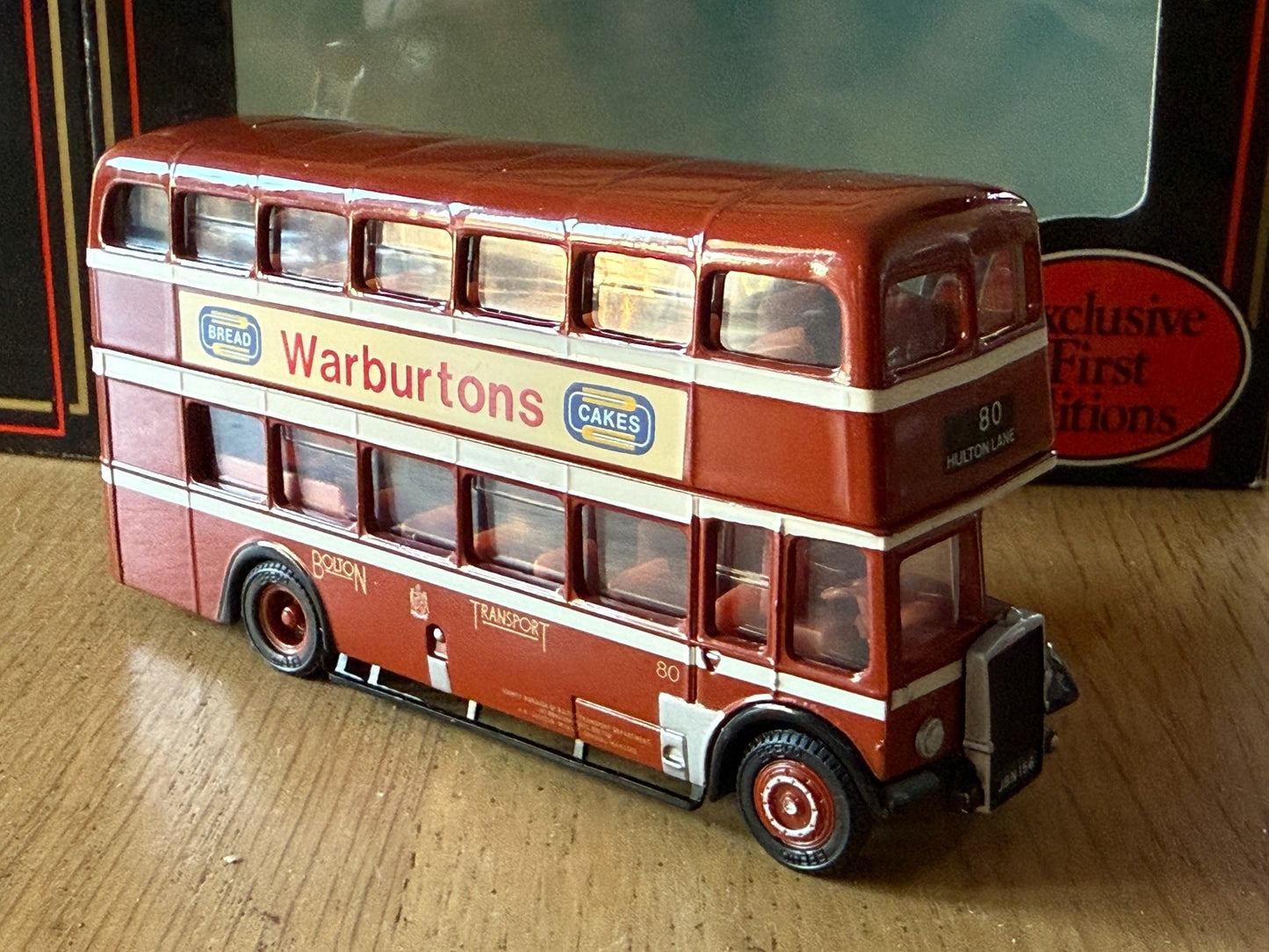 EFE OO Gauge 1:76 20003 - Leyland Titan PD2/12 MCW Orion Bus - Bolton