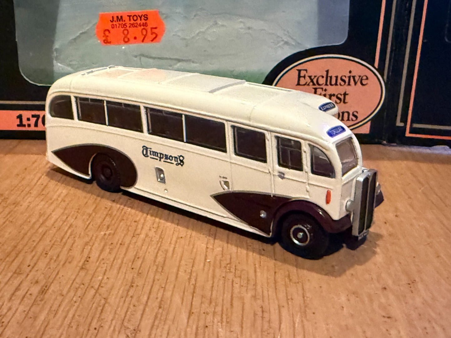 EFE OO Gauge 1:76 20702 - Regal Windover - Timpsons