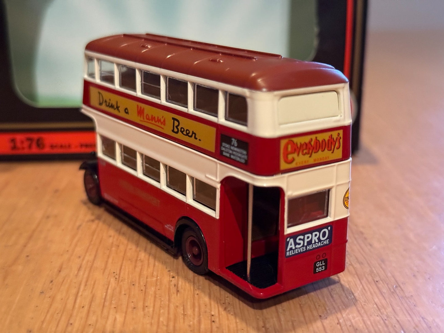 EFE OO Gauge 1:76 26204 - Guy Arab Mk 1 Utility - London Transport Central Area