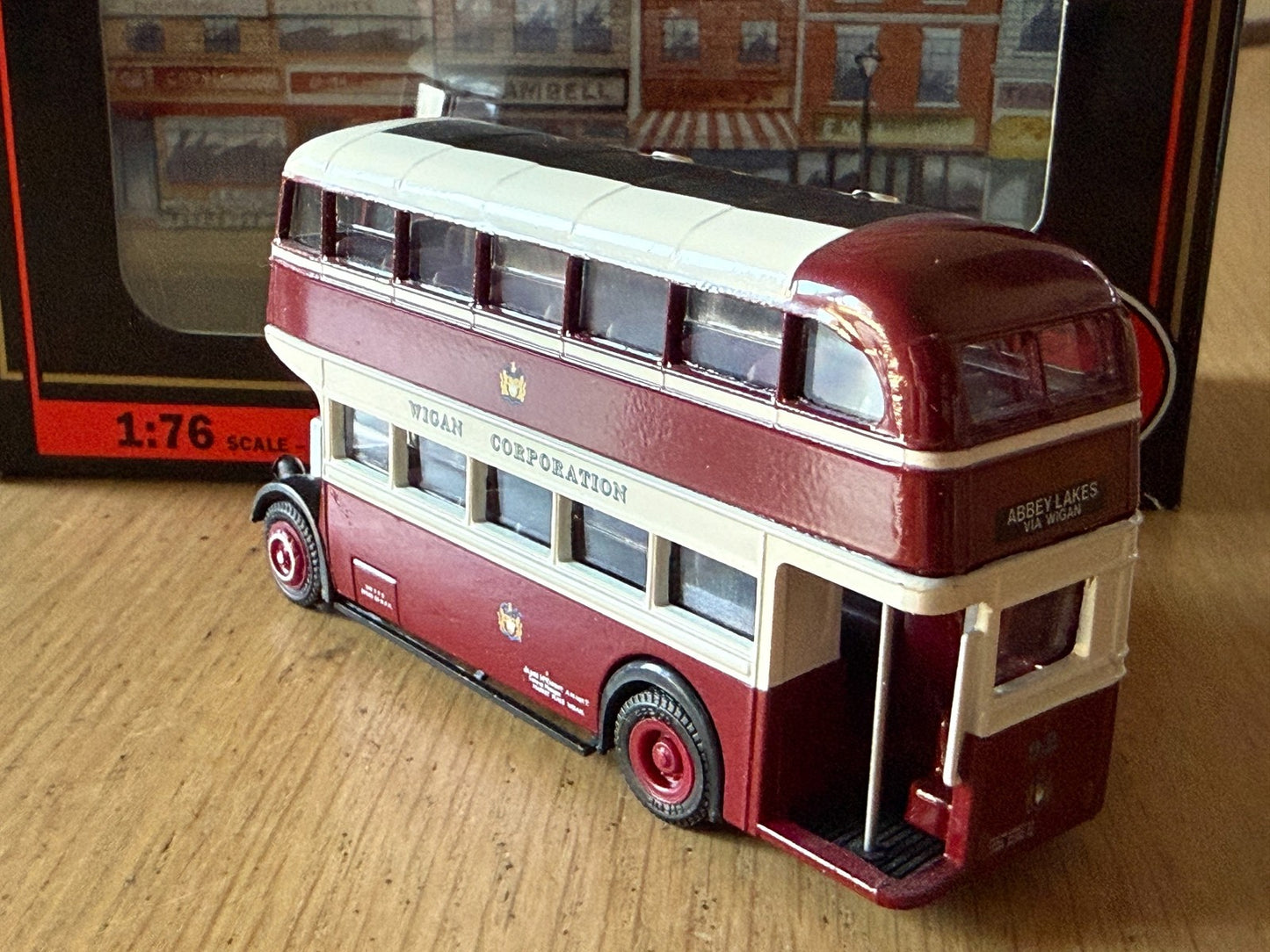 EFE OO Gauge 1:76 - Leyland PD2 Highbridge - Wigan Corporation OO Gauge