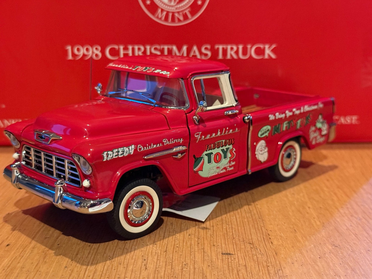 Franklin Mint 1998 Christmas Truck