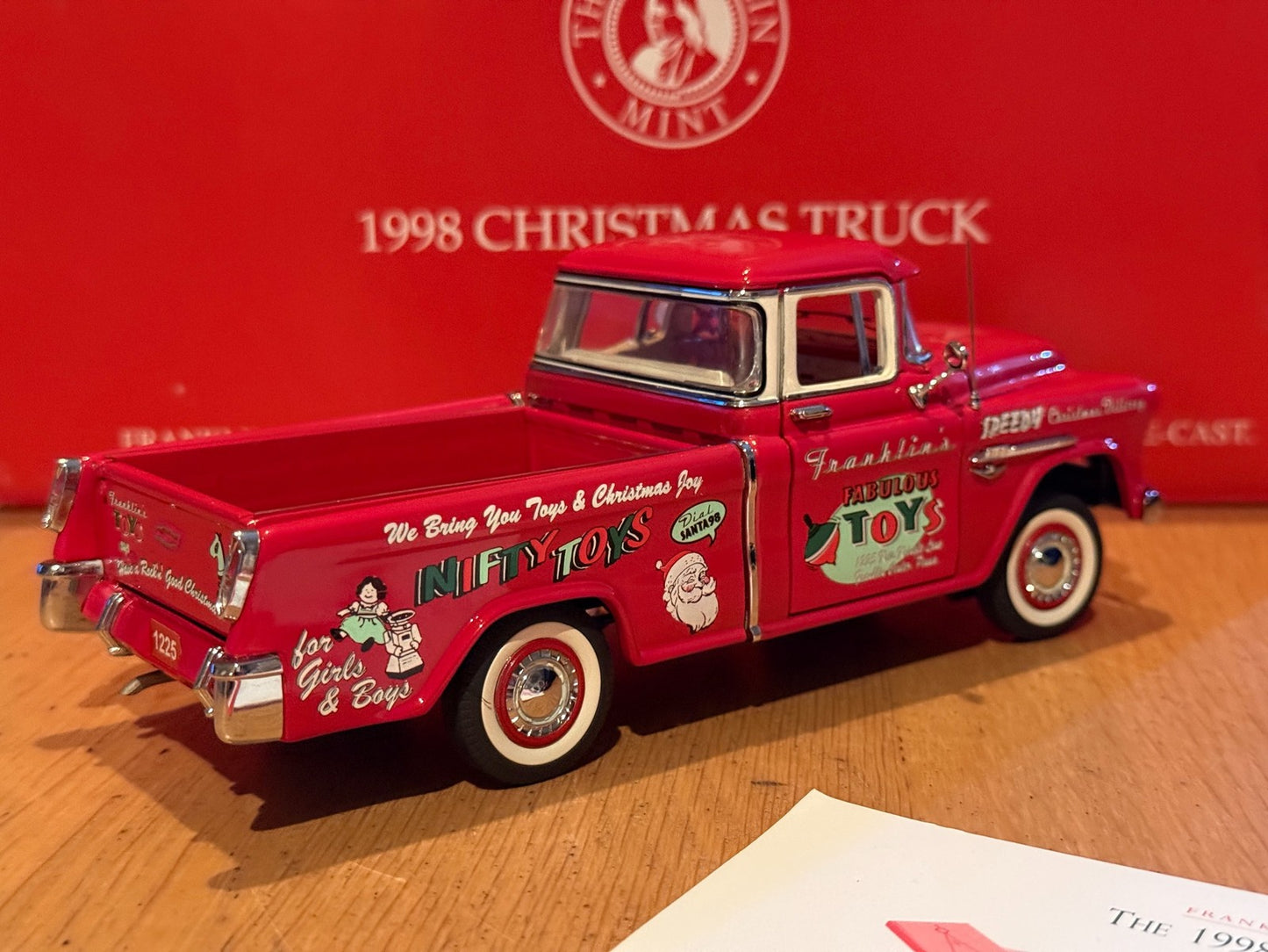 Franklin Mint 1998 Christmas Truck