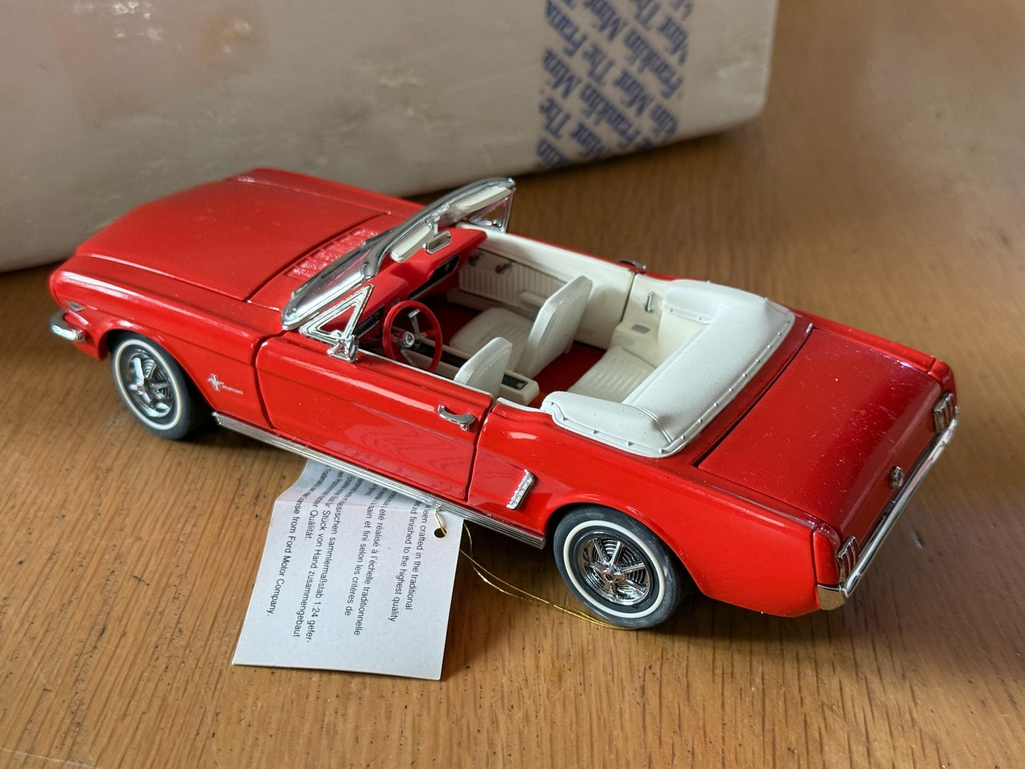 Franklin Mint: 1:24 1964 Ford Mustang Convertible