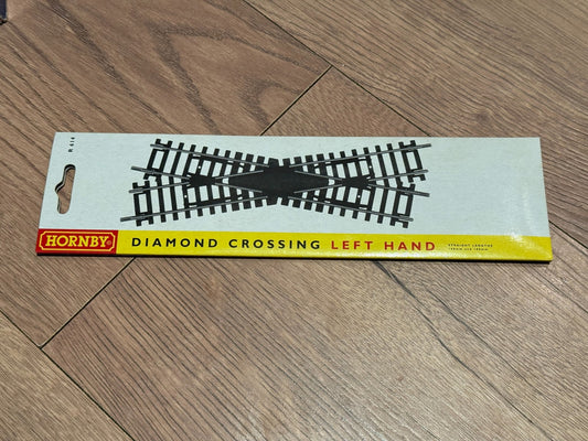 Hornby R614 - Diamond Crossing. Left Hand. BNIB