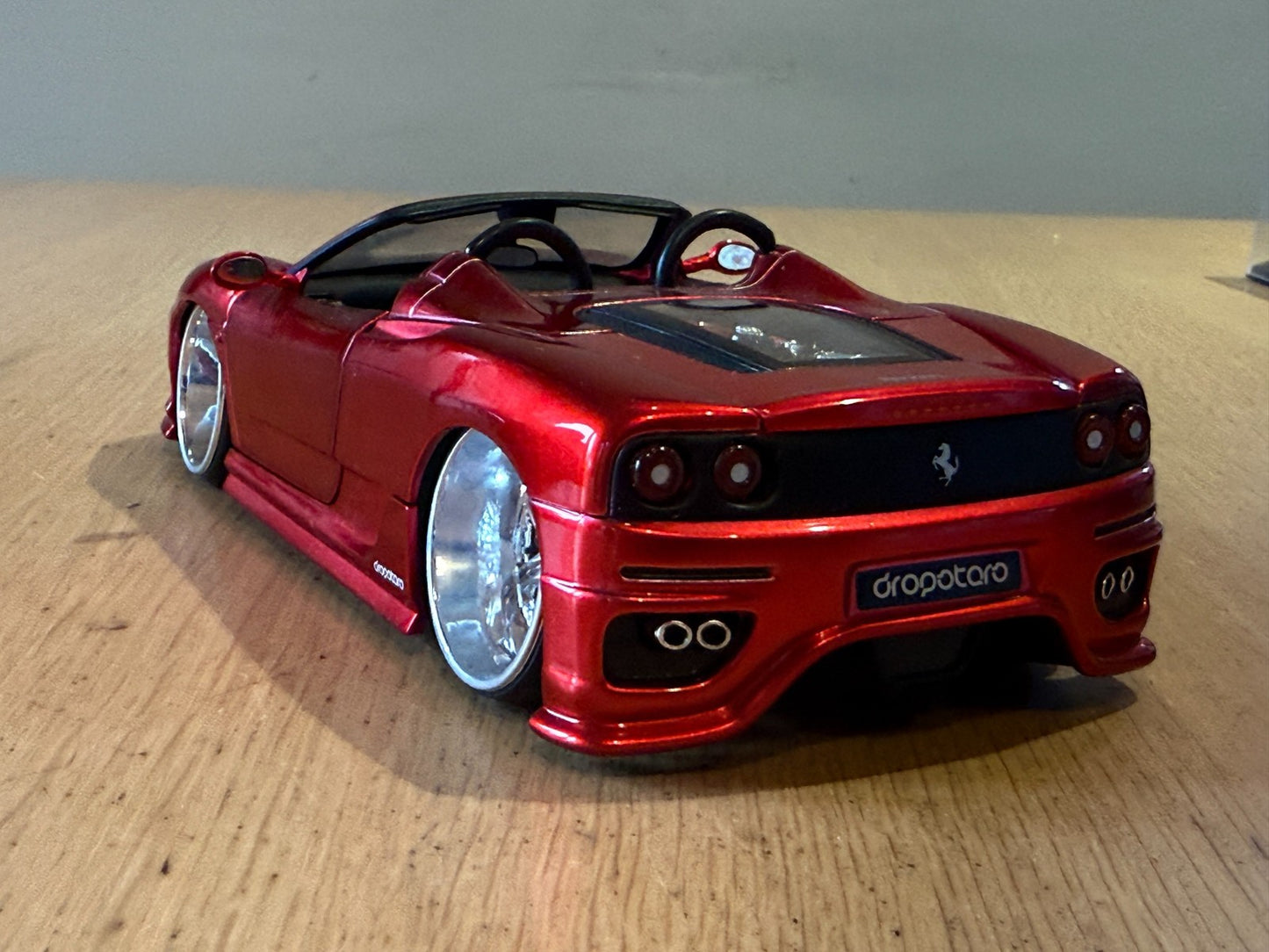 Hot Wheels Dropstars mid-scale (approx. 1:20) Red Ferrari 360 Spider