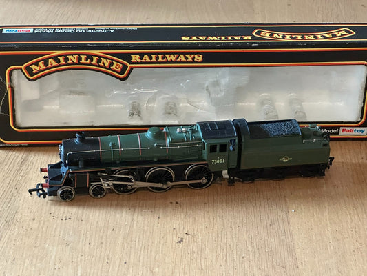 Mainline OO Gauge 4-6-0 Standard Class 4 Locomotive 75001. Pre Owned. Boxed.