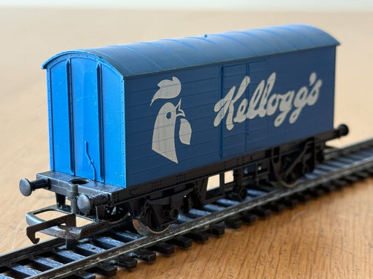 Hornby OO Gauge Kellogg's Van. Pre Owned. R222.
