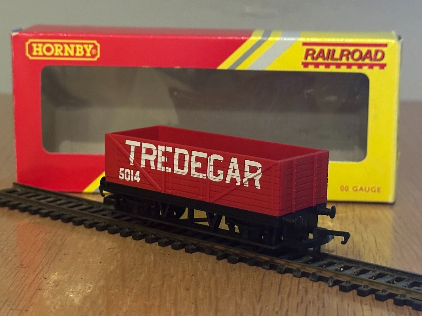 Hornby R6370 OO Gauge Tredegar LWB Open Plank Wagon 5014. Pre Owned.