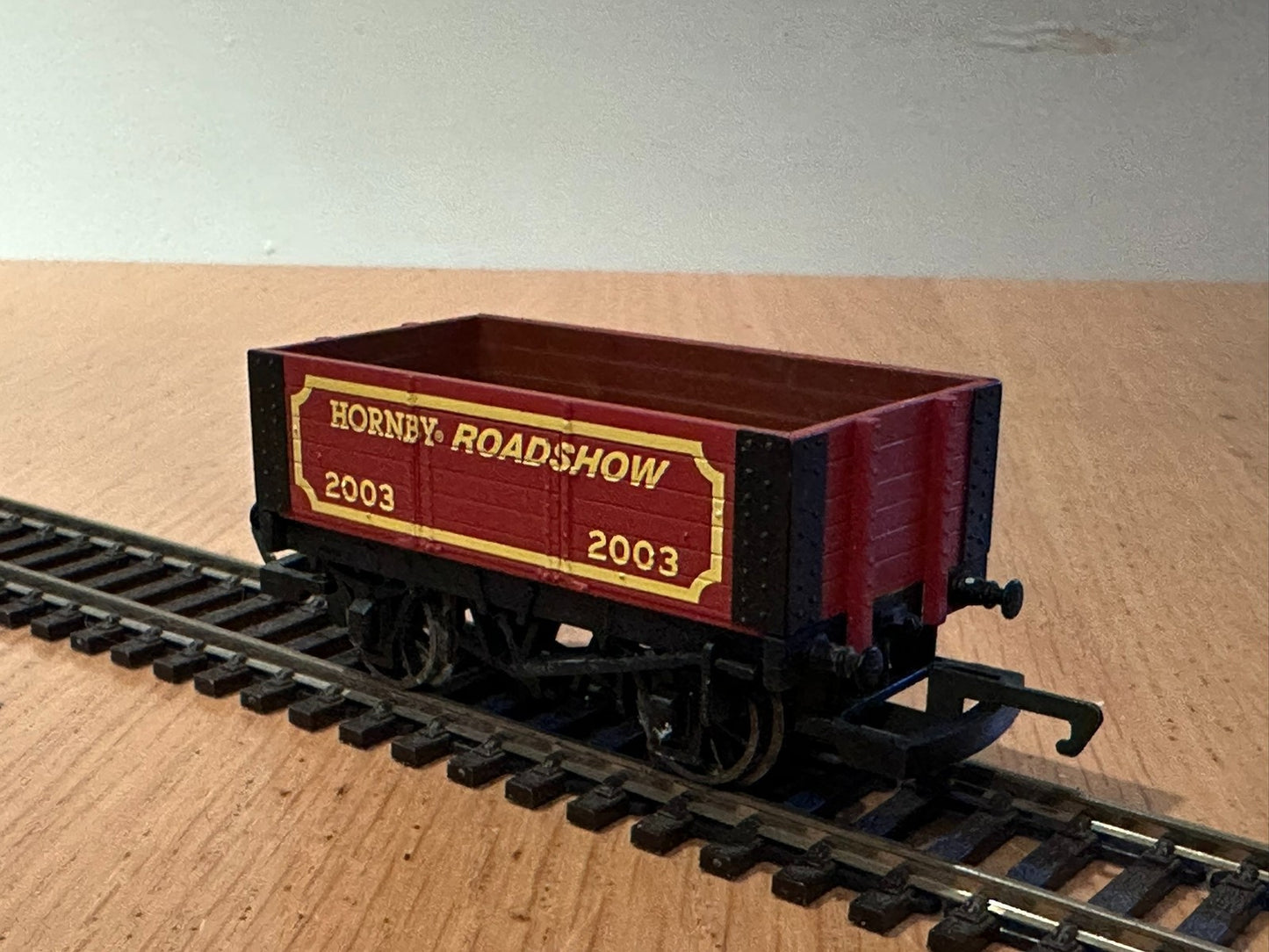 Hornby R096. Bestwood 5 Plank Wagon. Pre owned.