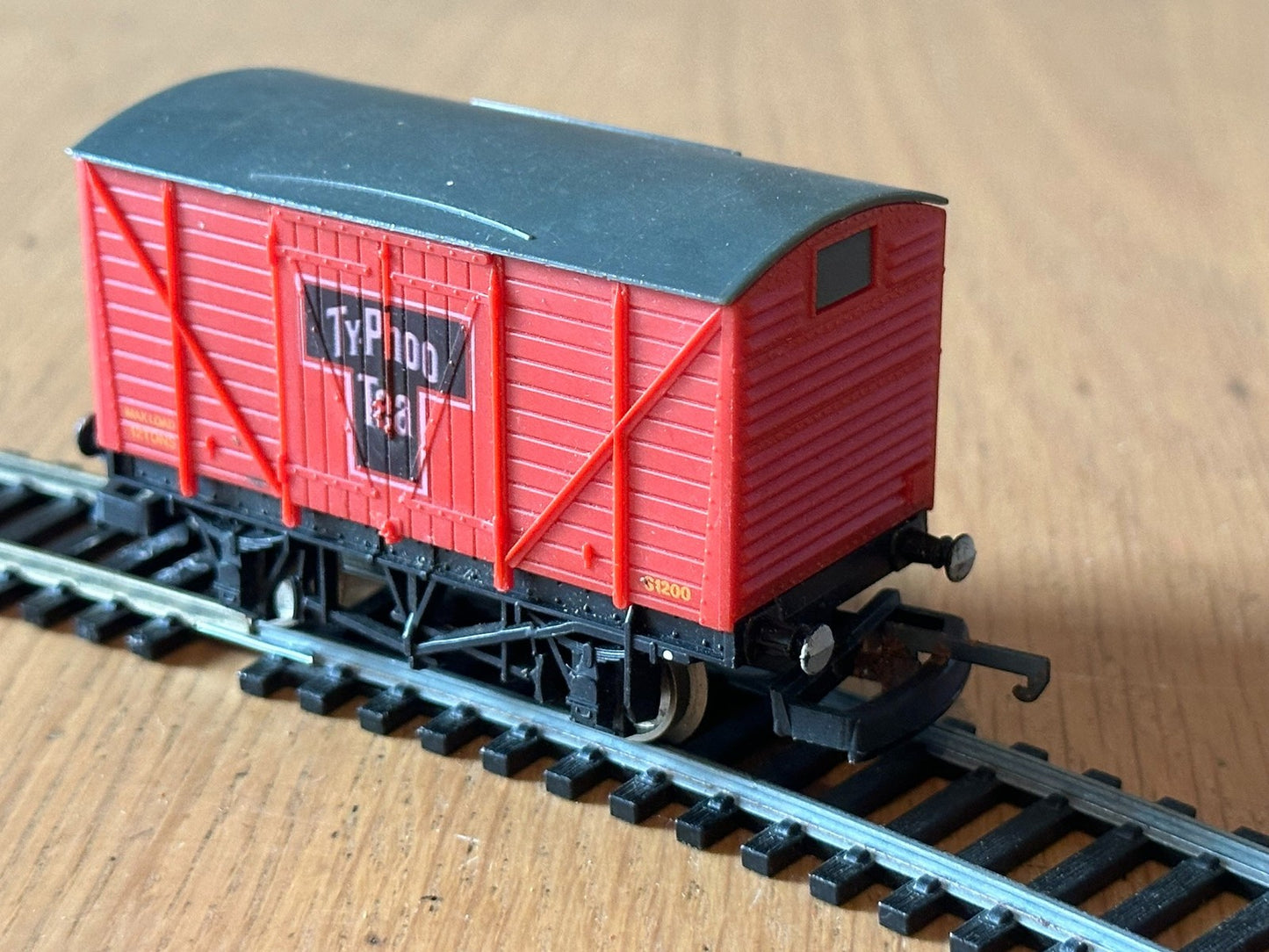 Lima: OO Gauge 12T PO 'Typhoo Tea' Box Van. Pre owned.