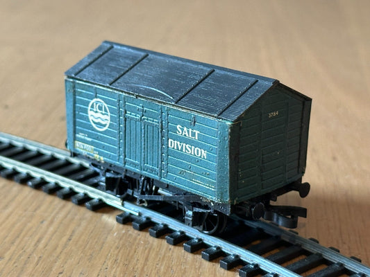 Peco Products R-58ICI OO Guage Salt Wagon 'ICI'. Pre owned.