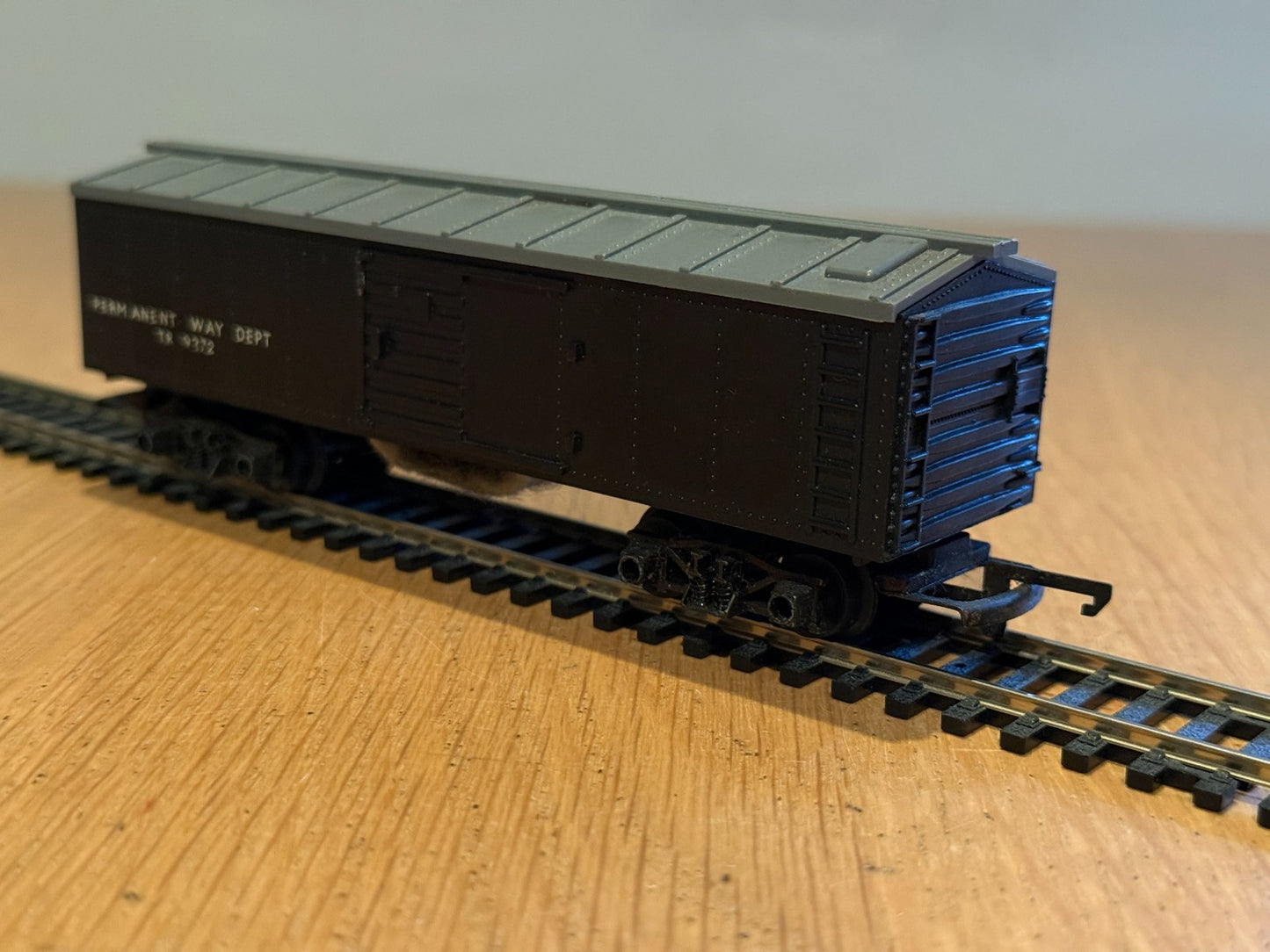 Triang OO Gauge - R114 TR9372 Permanent Way Track Cleaning Car Green