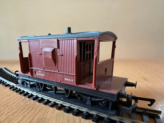 Hornby OO Gauge 12T Brake Van. Pre Owned. R6240