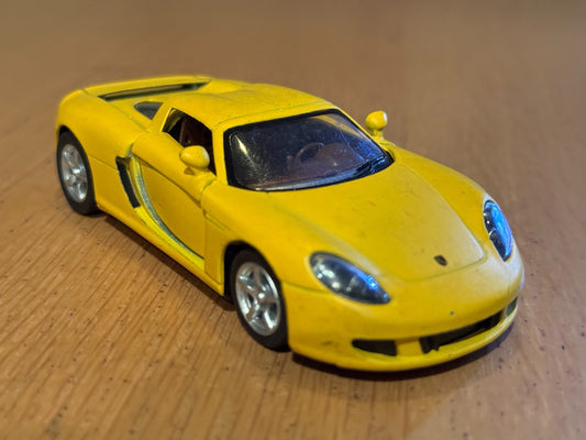 Kinsmart 1:36 Diecast Pull Back Car - 2007 Porsche Carrera GT