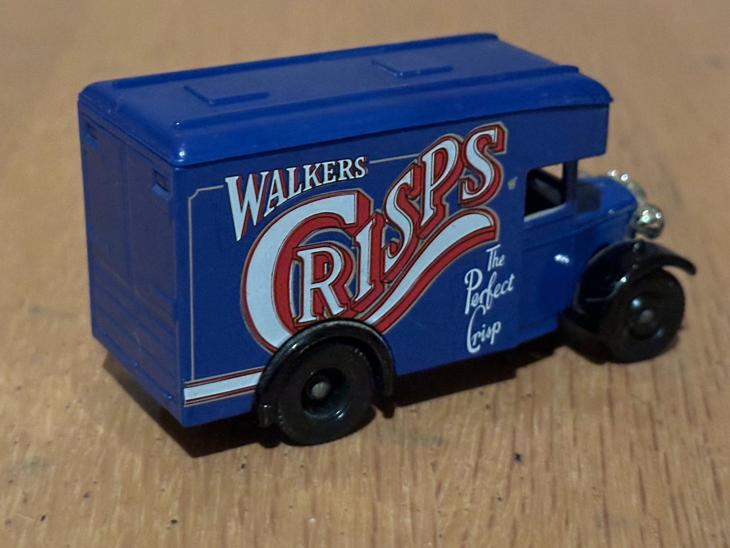 1995 Diecast Lledo Days Gone 1934 Dennis Parcel Van - Walkers Crisps No Box.