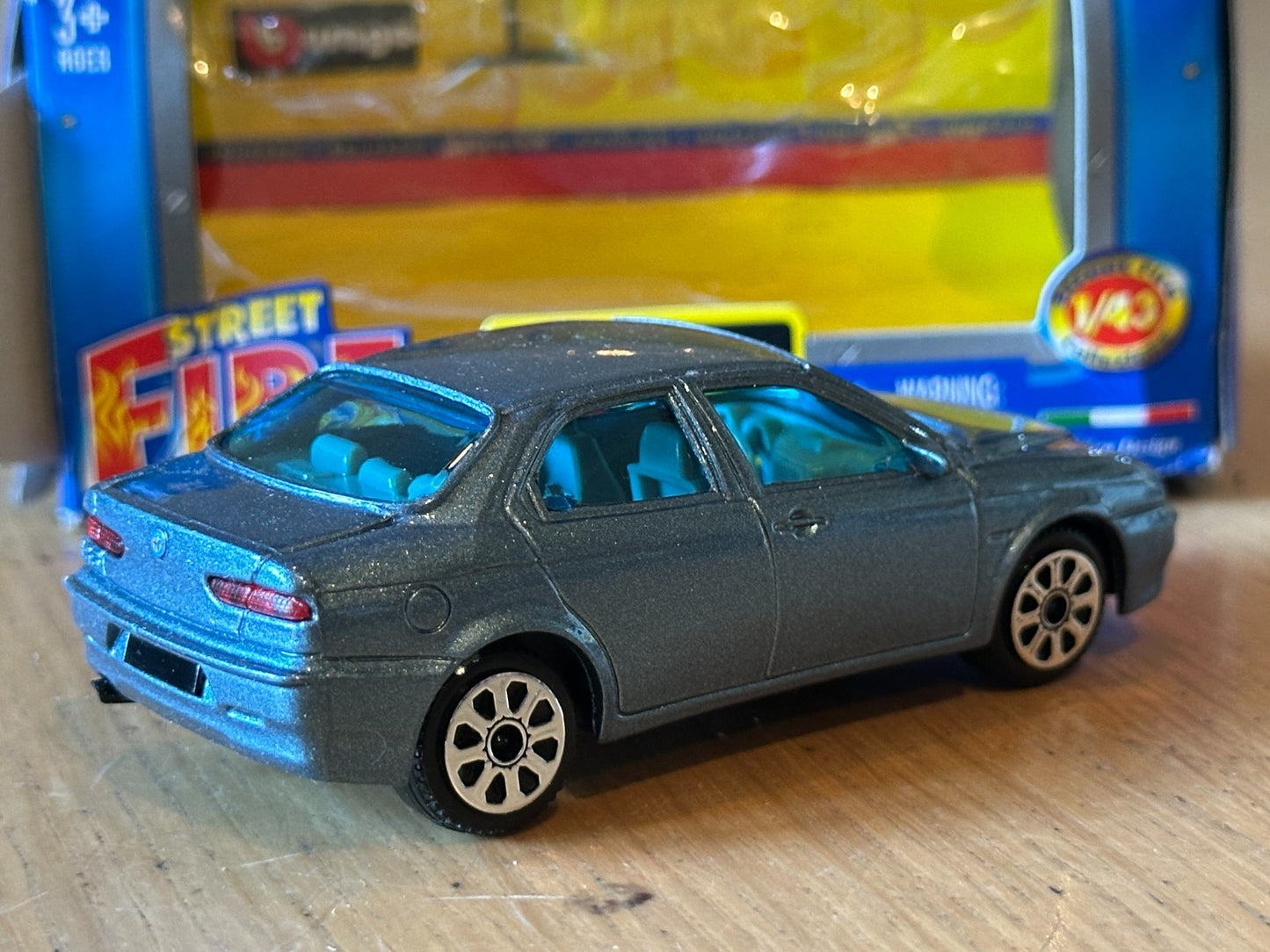 Bburago 20040 1:43 Street Fire Collection, - Alfa Romeo 156