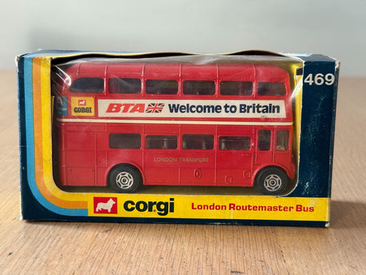 Corgi London Transport Routemaster BTA "Welcome to Britain"