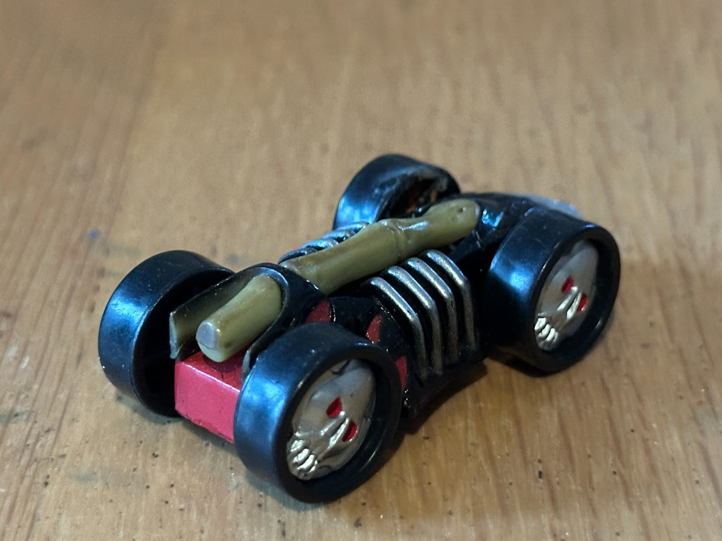 Diecast Disney Racers Pirates of the Caribbean Skull Car. No Box.