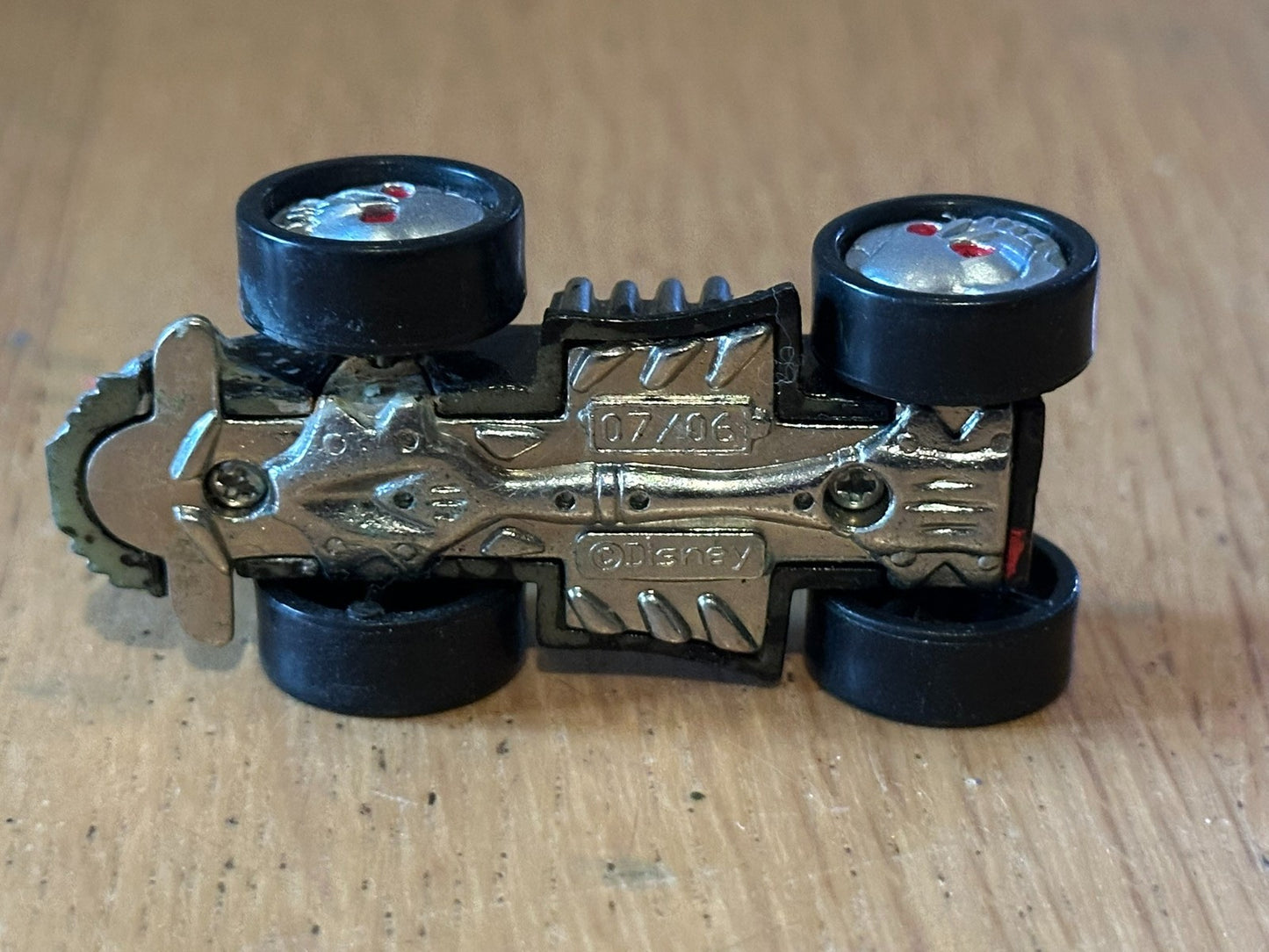 Diecast Disney Racers Pirates of the Caribbean Skull Car. No Box.