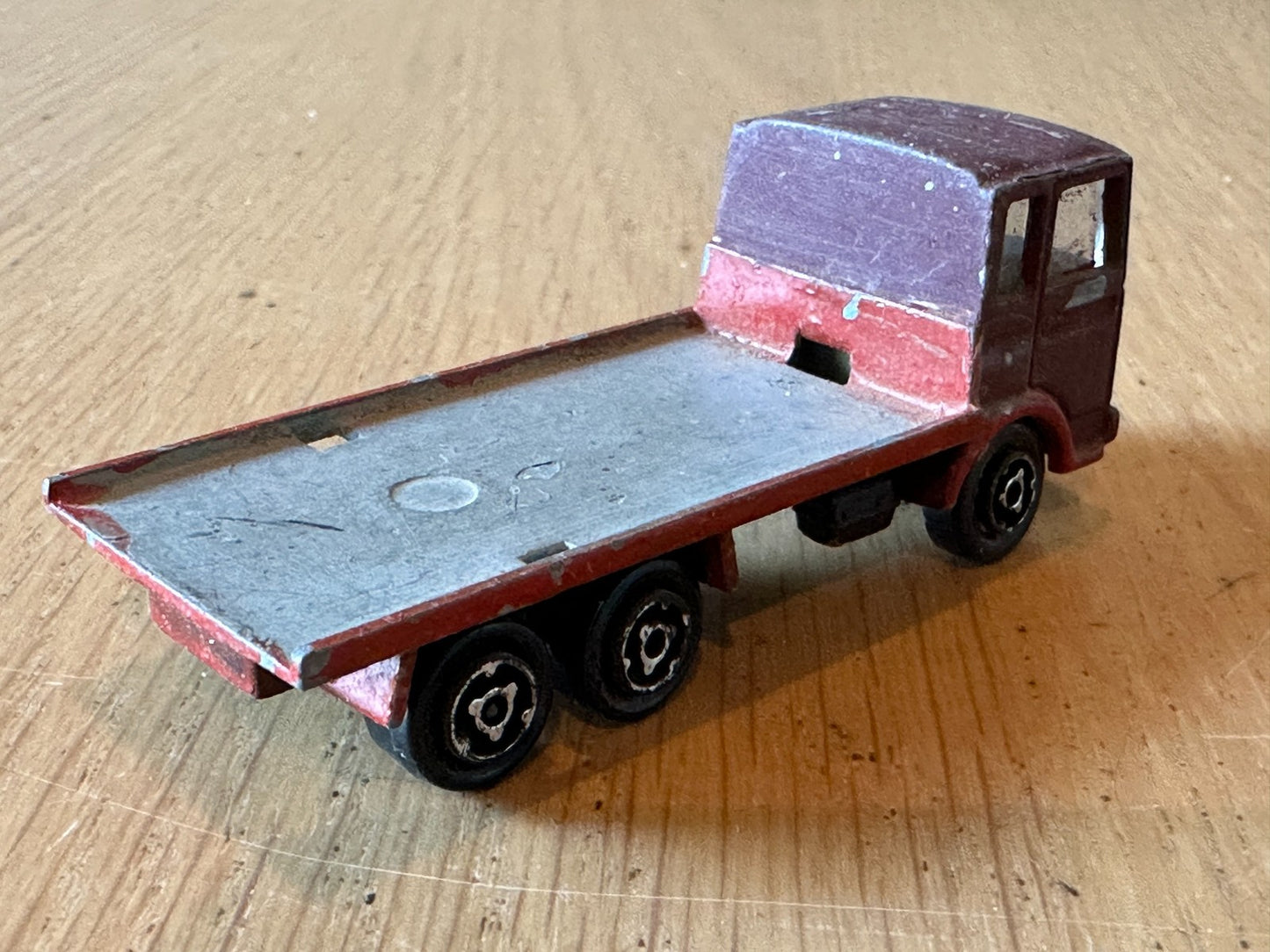 Diecast Majorette Renault Saviem. Possibly repainted.