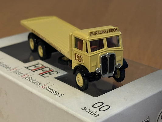EFE OO Gauge AEC Mammoth 6-wheel Flatbed Furlong Bros Construction 10701. Boxed.