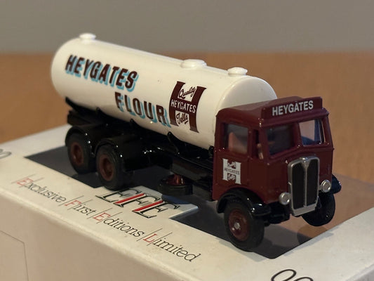 EFE OO Gauge AEC Mammoth 6-wheel Tanker - Heygates Flour 10901. Boxed.