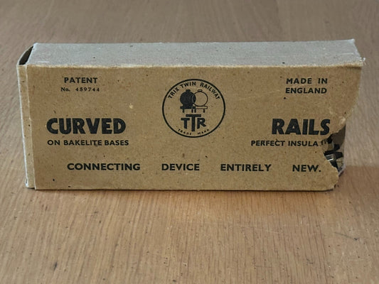 Trix Twin OO Gauge Railway Curved Rails x 6. Damaged Box. 410/1.