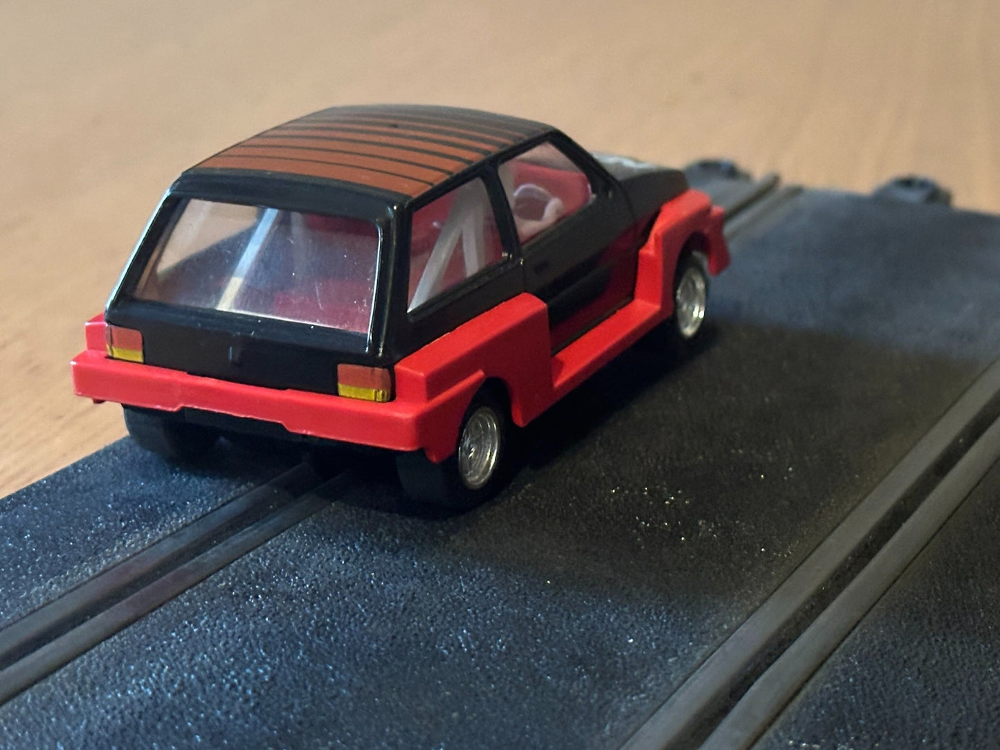Scalextric Metro 6R4 Navico C333.