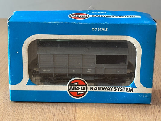 Airfix OO Gauge 54360-6 BR 20 Ton Guards Van 114926
