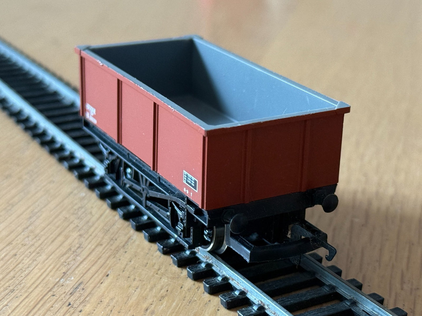 Hornby OO Gauge R730 - Large Mineral Wagon SC 25506
