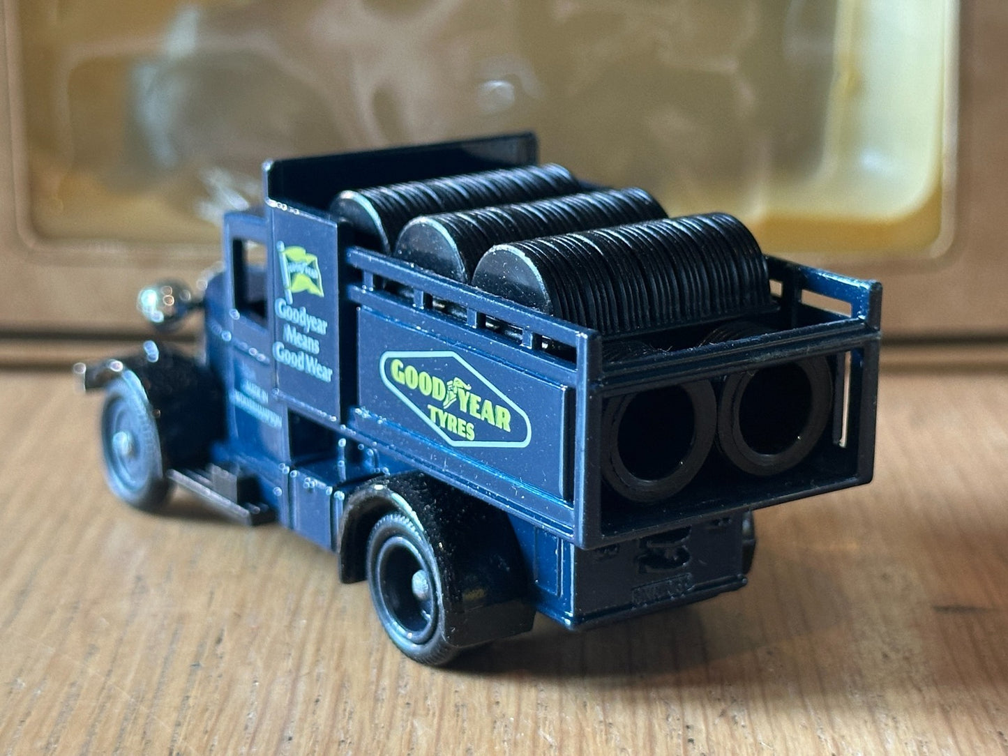 Lledo Days Gone DG20018 - Ford Model A Stake Truck - Goodyear Tyres