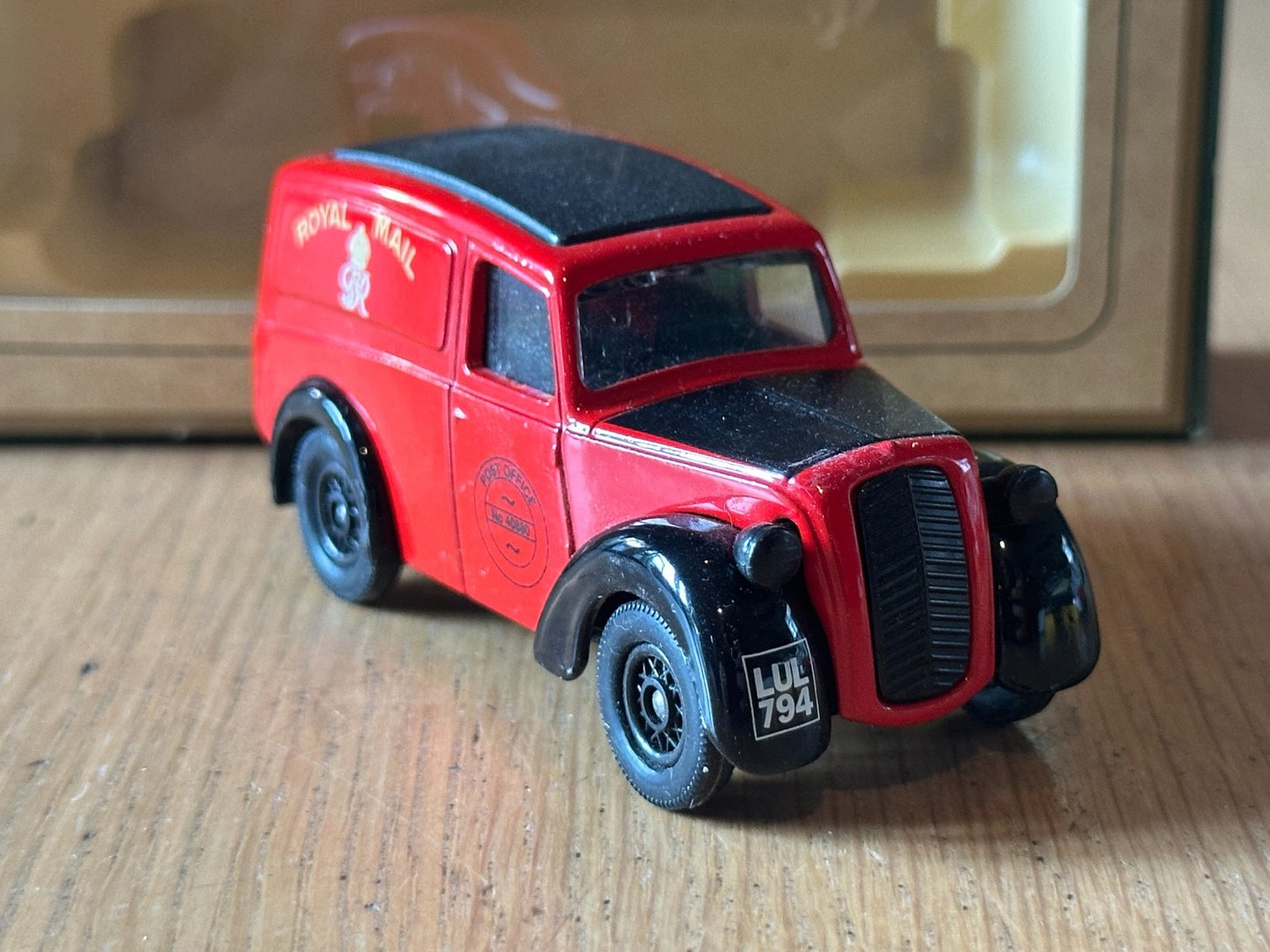 Lledo SP58035 - Morris Z Van - Royal Mail Post Office - Jersey (Rare Model)