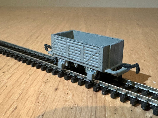 Lonestar Treble-O Lectric Gauge (N gauge track compatible) Open Plank Wagon