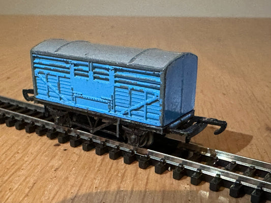 Lonestar Treble-O Lectric Gauge (N gauge track compatible) 4 Wheel Covered Van