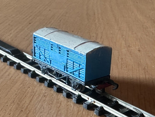 Lonestar Treble-O Lectric Gauge (N gauge track compatible) 4 Wheel Covered Van