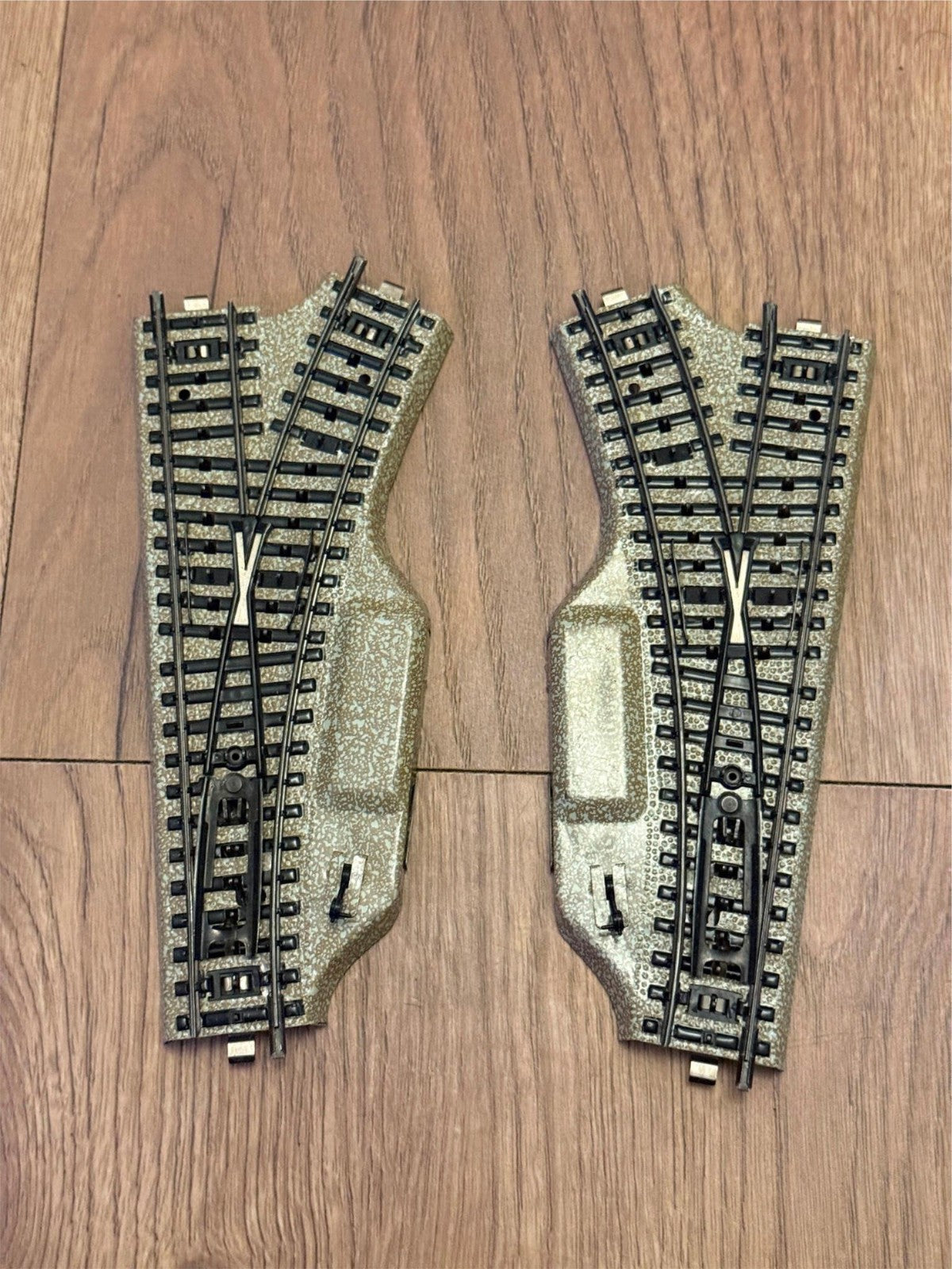 Marklin Vintage 3 Rail Track - Left and Right Hand Points