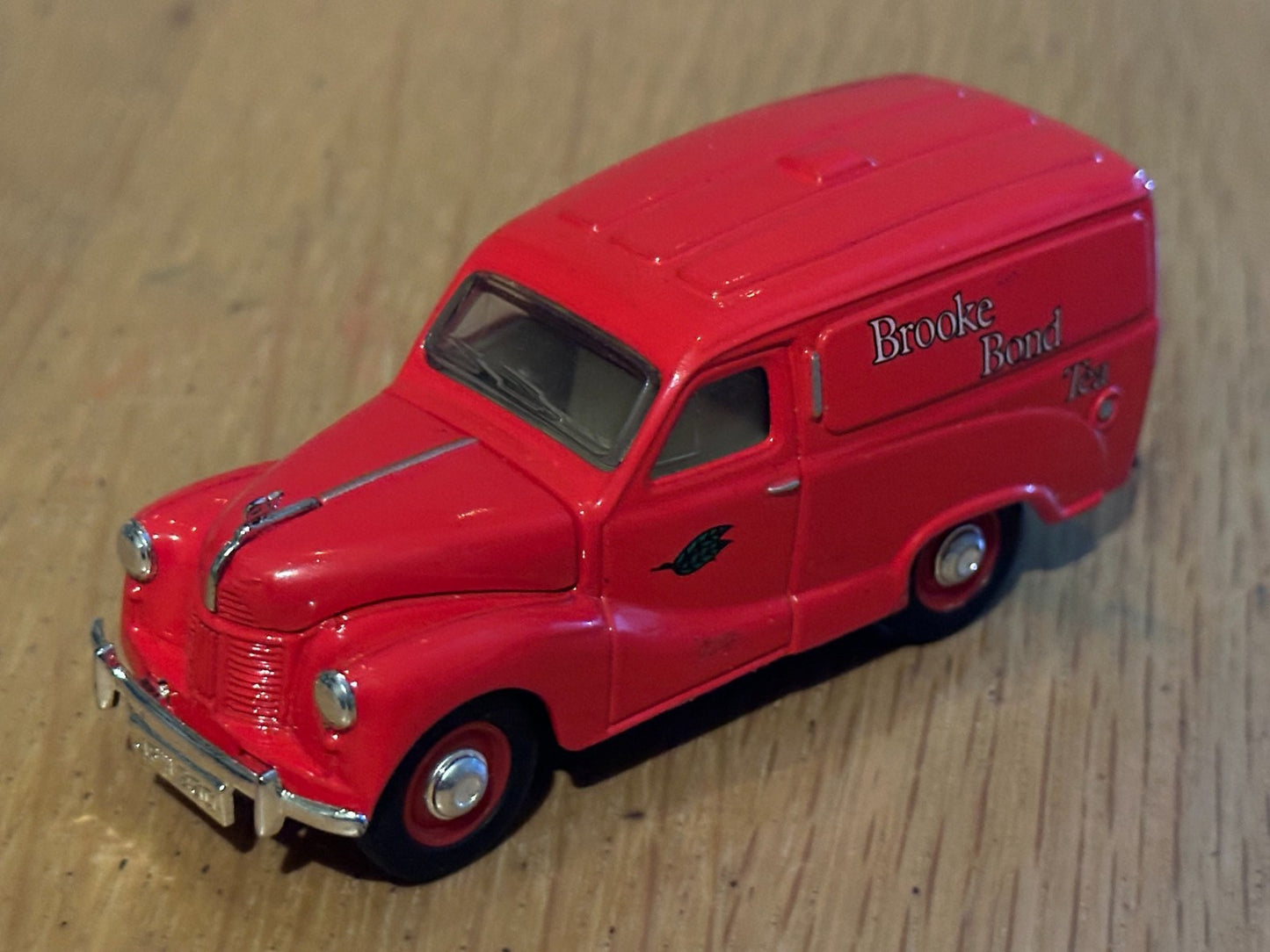 Matchbox - The Dinky Collection DY15. Brooke Bond Austin A40 Van.