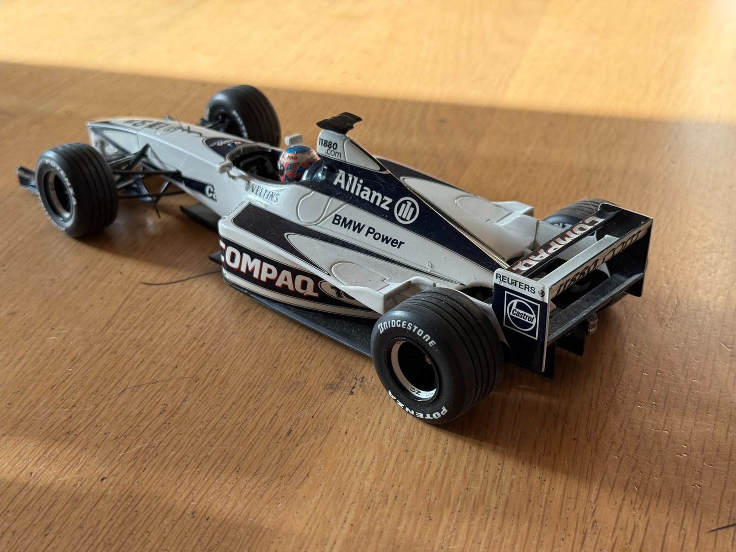 Minichamps 1:18 - Williams BMW FW22 Compaq / Allianz - Jenson Button